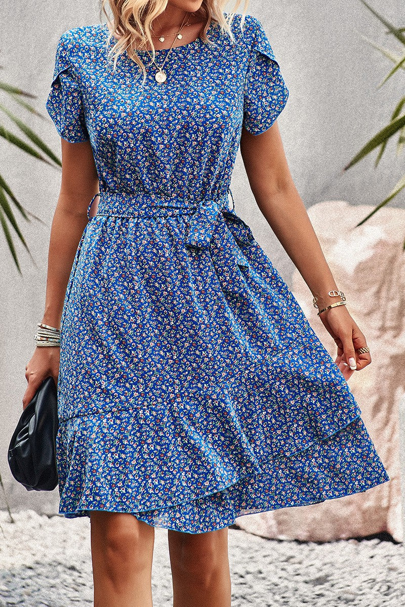 Ditsy Floral Belt Fit Short Sleeve Dress