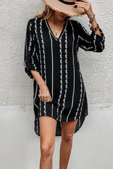 Graphic Strip Color Clock Loose Fit V Neck Dress